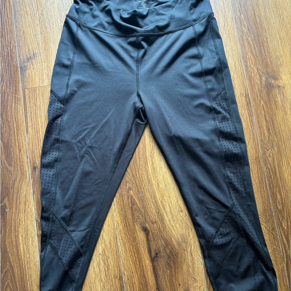 Adrienne Vittadini Black Performance Leggings